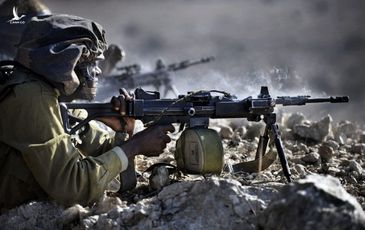 Ấn Độ có ngay siêu súng từ Israel để đối phó Trung Quốc