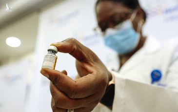 Cuộc chạy đua “sống còn” giữa vaccine và các biến chủng virus mới