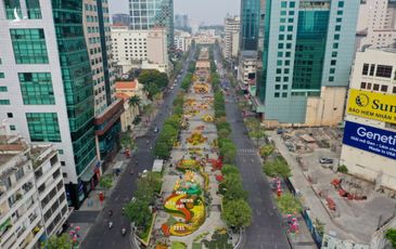 Đường hoa Nguyễn Huệ hoàn thành trước ngày khai mạc