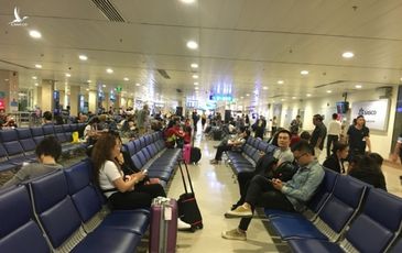Thật hư thông tin 16 nhân viên ở sân bay Tân Sơn Nhất nhiễm Covid-19