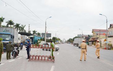 Quảng Ninh phong tỏa tạm thời khu vực Đảo Cái Bầu