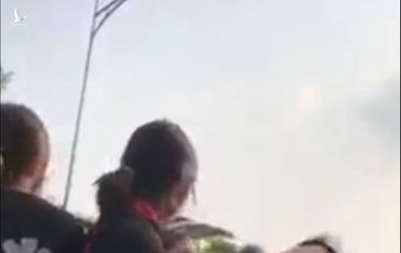 Nữ sinh lớp 10 ở Bình Phước bị đánh hội đồng và quay clip tung lên mạng