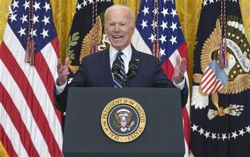 Tổng thống Biden tuyên bố Mỹ không để Trung Quốc ‘vượt mặt’, thống trị thế giới