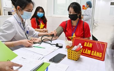 Hàng trăm người đã tiêm mũi 1 giai đoạn hai vaccine Nanocovax