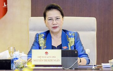 Cảm xúc của Chủ tịch Quốc hội Nguyễn Thị Kim Ngân cuối phiên họp Thường vụ Quốc hội