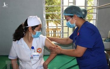 Hà Giang phấn đấu đến 31/3 hoàn thành kế hoạch tiêm vaccine Covid-19