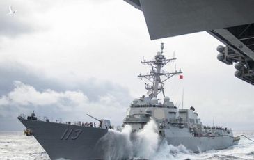 Trung Quốc phản ứng vụ tàu khu trục Mỹ qua eo biển Đài Loan