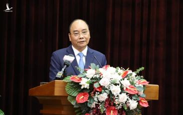 Chủ tịch nước Nguyễn Xuân Phúc: Luôn phải đặt người dân ở vị trí trung tâm