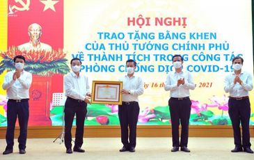 Thủ tướng khen nhân dân Đông Anh sáng tạo trong phòng, chống COVID-19