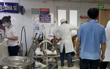 Bình Dương: Hơn 40 công nhân phải nhập viện do hít phải khí lạ
