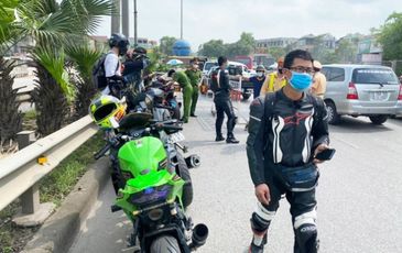 Đoàn moto ‘khủng’ đi vào cao tốc Hà Nội – Thái Nguyên bị cảnh sát tạm giữ