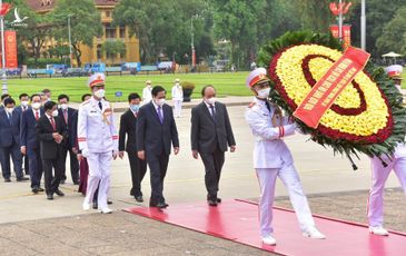 Lãnh đạo Đảng, Nhà nước viếng Chủ tịch Hồ Chí Minh