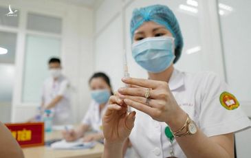 Việt Nam bắt đầu thử nghiệm giai đoạn ba vaccine Nanocovax