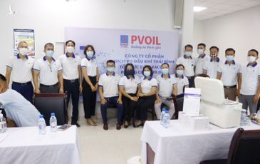 Người lao động PVOIL được tiêm vắc-xin phòng Covid-19