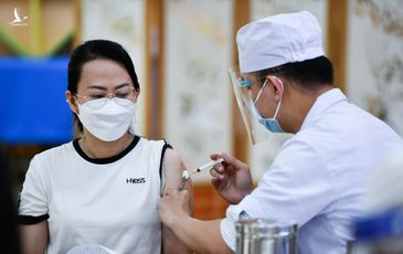 ‘Tôi rất may mắn khi được tiêm vaccine Covid-19’