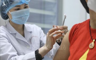 Hơn 6.000 người đăng ký thử nghiệm Nanocovax của Việt Nam giai đoạn 3