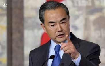 Biển Đông 5/7: Ngoại trưởng Trung Quốc gọi chiến lược của Mỹ “nên bị ném vào thùng rác”