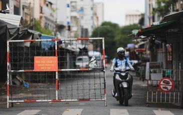 ‘TP.HCM cần thời gian, ca mắc không thể giảm ngay được’