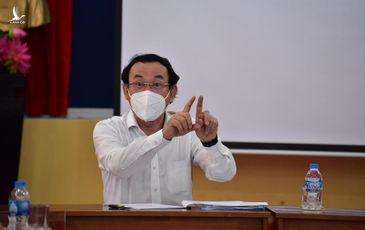 Bí thư TPHCM: Tôi thấy cần phải gặp chuyên gia, nhà khoa học bàn cách chống dịch COVID-19