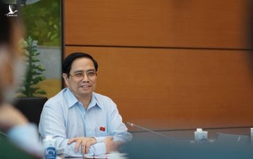 Thủ tướng: ‘Có những con đường 400-500 tỉ đồng 13 đời bộ trưởng chưa xong’