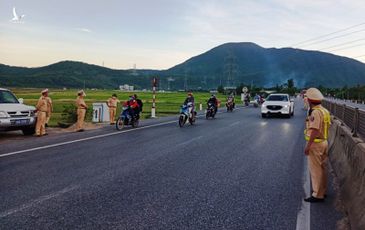 Chạy xe máy từ TP.HCM và Bình Dương về quê, phát hiện dương tính COVID-19