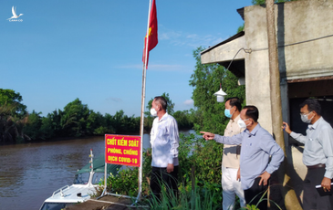 Bạc Liêu ‘bịt’ đường mòn, lối mở, dừng nhiều hoạt động sau 2 ca dương tính COVID-19