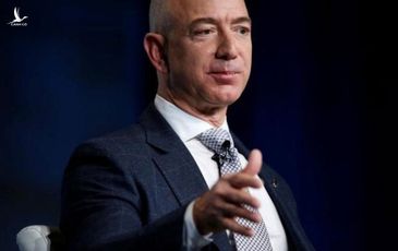 Amazon chuẩn bị gì khi kỷ nguyên Jeff Bezos khép lại?