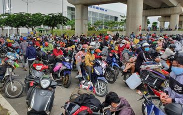 Công điện của Thủ tướng: Tổ chức đưa đón người dân cần thiết phải về quê