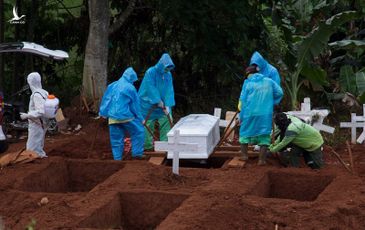 Indonesia tuyên bố làn sóng dịch chết chóc thứ 2 đã đạt đỉnh