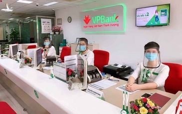 Hơn 300 điểm giao dịch ngân hàng tại TP.HCM ngừng hoạt động, dân rút tiền ở đâu?