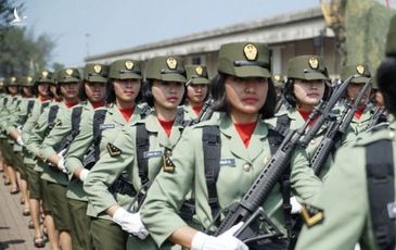 Quyết định cuối cùng của quân đội Indonesia về chuyện “kiểm tra trinh tiết” nữ tân binh