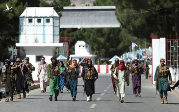 Hàng loạt rocket nã vào sân bay Kabul