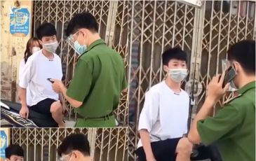 Xử phạt thiếu niên chở bạn gái, chửi bới, lăng mạ cảnh sát khi bị kiểm tra giấy tờ ở Hà Nội