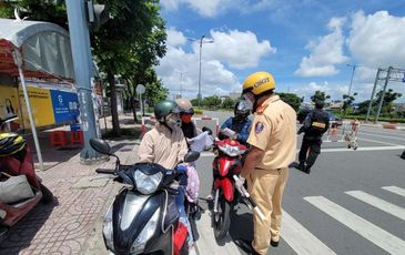 Từ 0h ngày 2-8: Người dân tuyệt đối không tự di chuyển khỏi TP.HCM