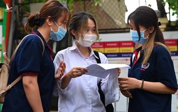 29-30 điểm vẫn có thể trượt đại học, thí sinh khóc ròng