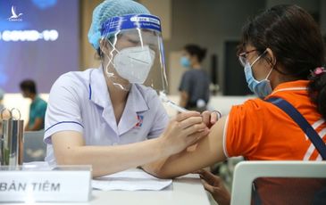 TP HCM: Gọi ngay cho số này nếu ai chưa tiêm mũi 1