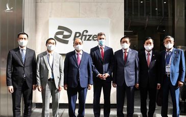 Pfizer cam kết triển khai nhanh thủ tục để Việt Nam mua vaccine của Ba Lan