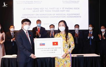Việt Nam có thêm 100.000 liều vắc xin, 2 triệu kit xét nghiệm Covid-19 các loại