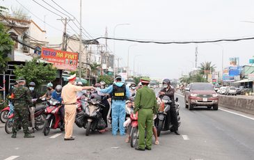 TP.HCM dừng tất cả các chốt kiểm soát dịch ở cửa ngõ