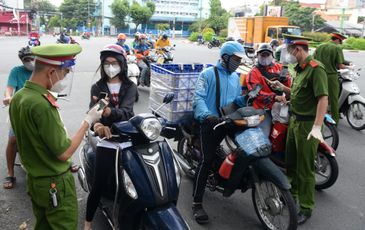 TP.HCM thông tin về Chỉ thị 18 và tình hình dịch bệnh ngày đầu nới lỏng giãn cách