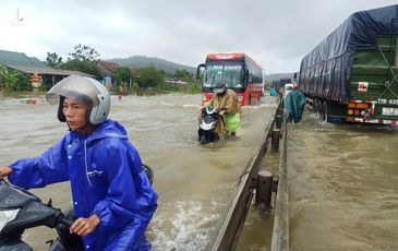 Mưa bão hoành hành, gây ngập úng và sạt lở ở nhiều địa phương