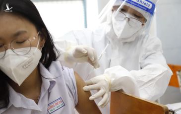 40.000 trẻ 12-17 tuổi ở TP.HCM đã tiêm vaccine, chưa có trường hợp phản ứng nặng