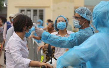 Việt Nam cần chủ động trước nguy cơ lây nhiễm từ biến chủng Omicron