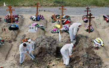 Covid-19 khiến những ngày đen tối nhất đang trở lại châu Âu