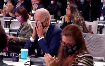 Ông Biden bị nghi “thiếp đi” 22 giây giữa hội nghị quan trọng