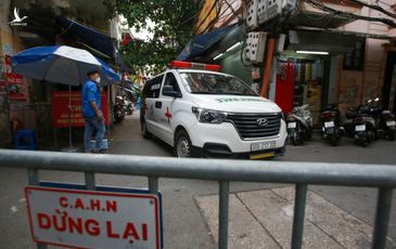 Chuyên gia: Nếu không quyết liệt, Hà Nội ‘vỡ trận’ là điều hoàn toàn có thể xảy ra