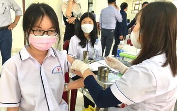 Hiểu biết kém cỏi của Việt Nam Thời Báo qua lời xuyên tạc về “gia hạn vaccine”