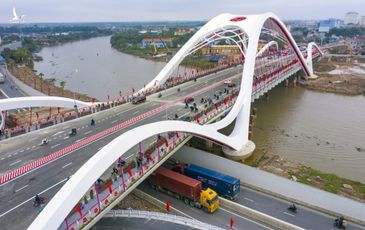 Thông xe cây cầu hơn 2.200 tỷ đồng ở trung tâm Hải Phòng