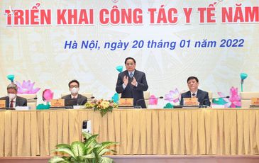 Thủ tướng yêu cầu tiêm vắc-xin Covid-19 xuyên Tết nguyên đán