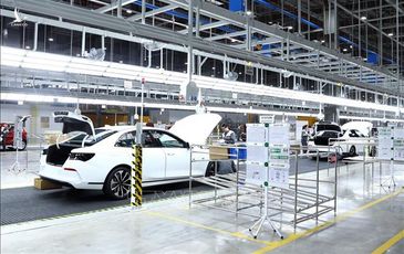 Thủ tướng giao Bộ Công Thương xem xét thu hút nhà đầu tư sản xuất xe điện tại Việt Nam